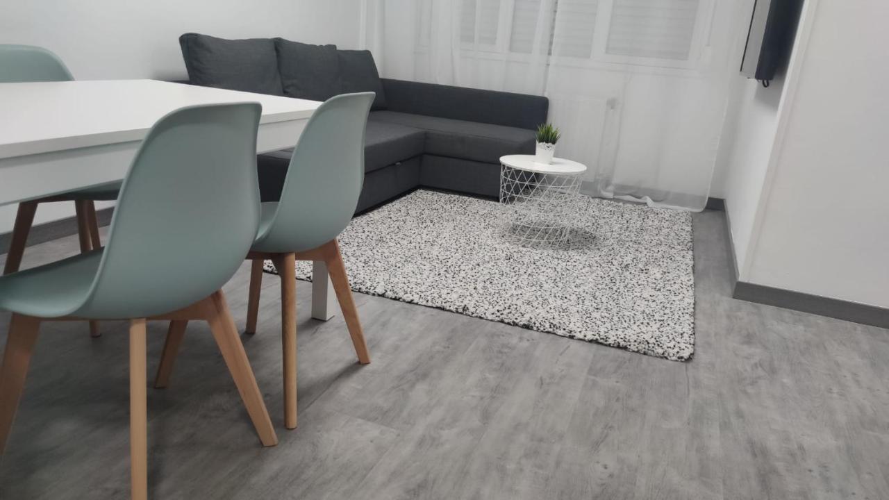 Casa Gascona Con Parking, Wifi Y Netflix Gratis!! By Delabra Apartments Oviedo Kültér fotó