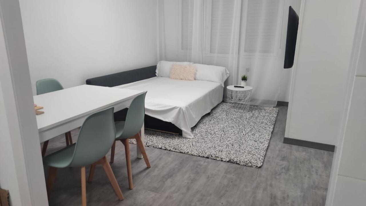 Casa Gascona Con Parking, Wifi Y Netflix Gratis!! By Delabra Apartments Oviedo Kültér fotó