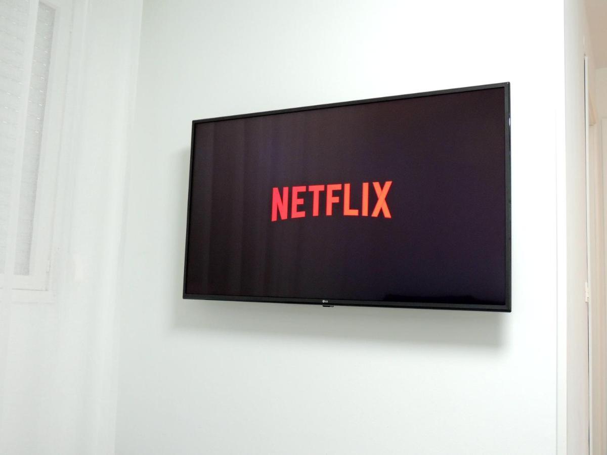 Casa Gascona Con Parking, Wifi Y Netflix Gratis!! By Delabra Apartments Oviedo Kültér fotó
